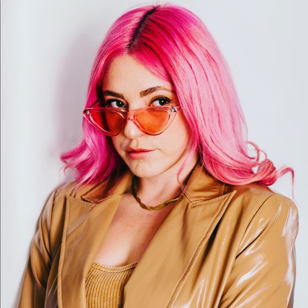 Meet your Posher, Sonia